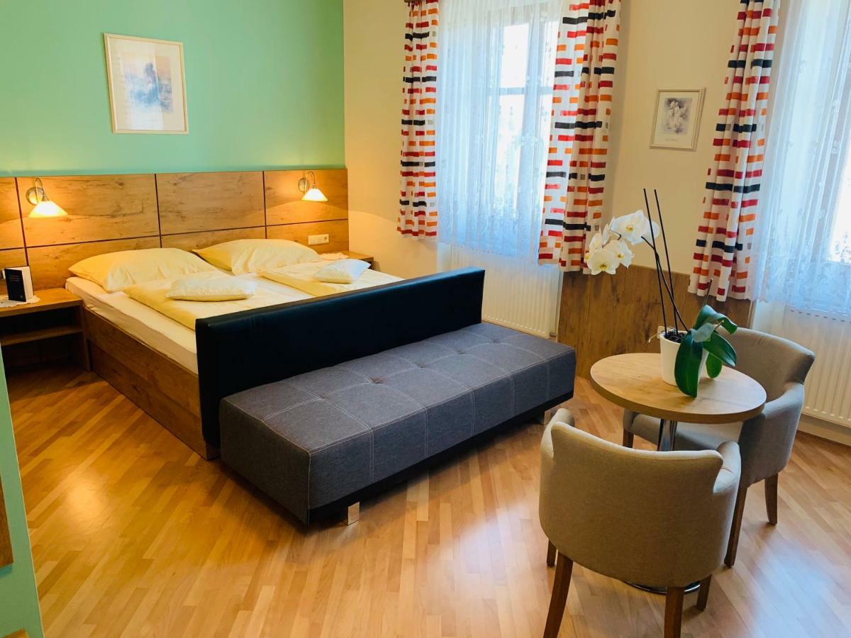 Gasthof Wagner Restaurant-Pension Halbenrain Екстер'єр фото