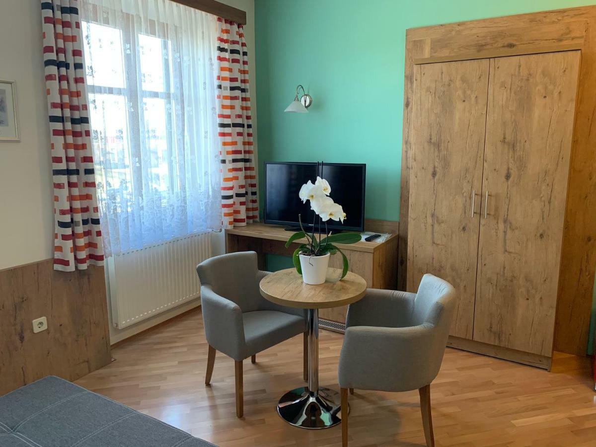 Gasthof Wagner Restaurant-Pension Halbenrain Екстер'єр фото